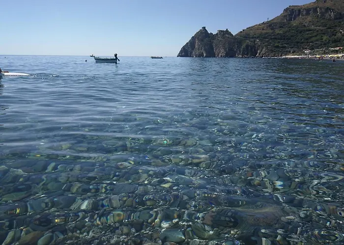 Maison Don Turillo * SantʼAlessio Siculo